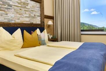 پانسیون Garni Buchenhof