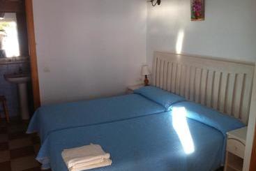 پانسیون Hostal Rios