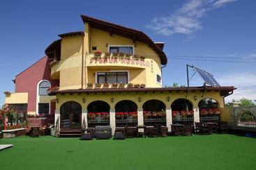 פנסיון Vila Steaua Nordului