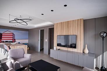 アパートホテル Apart! & Moment!