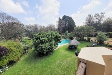 Bed & Breakfast Blue Hills Lodge