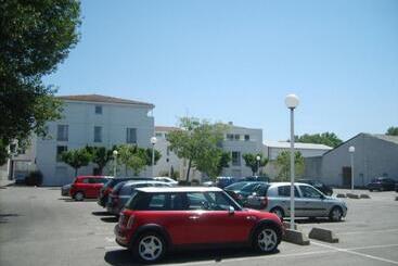 公寓式酒店  City Residence Avignon