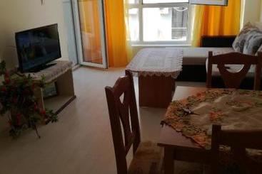 Krasi Apartments In Perla Complex