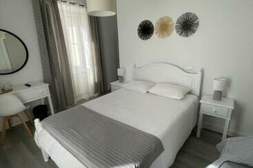 پانسیون Casa De Hospedes D. Maria Parreirinha