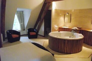 פנסיון Chambres D'hôtes Edoniaa