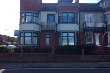 펜션 Dunsandles Guesthouse