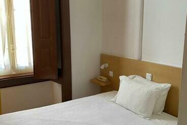 بنسيون Guesthouse Lusa Atenas