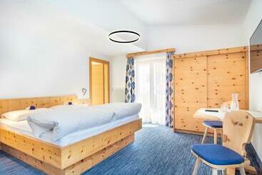 펜션 Köcks Bed & Breakfast