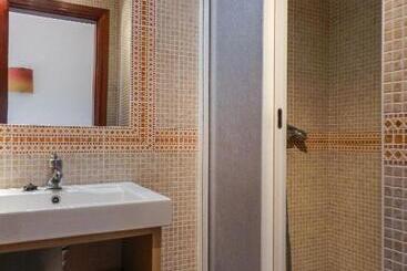 פנסיון Residencia Julio