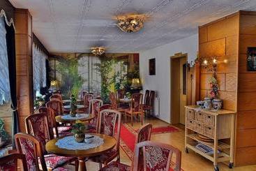 Pension Fuhrmann S Elb  Café