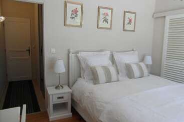 住宿加早餐  Chambres D Hotes Hacienda Les Mimosas