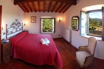 فندق Agriturismo La Fontanella & Glamping