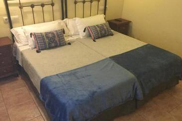 פנסיון Hostal San Pedro