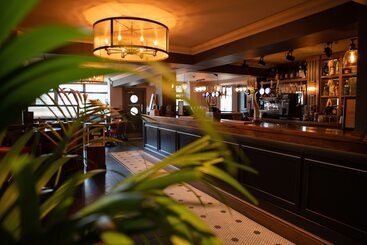 ユースホステル Harper S Steakhouse With Rooms, Southampton Swanwick Marina