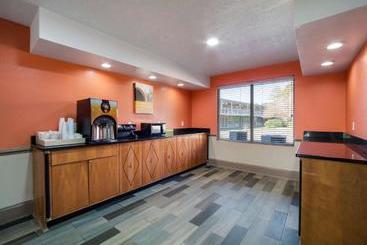 Motel 6 West Columbia, Sc  Airport