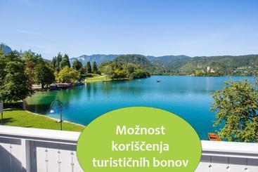 פנסיון čarman House