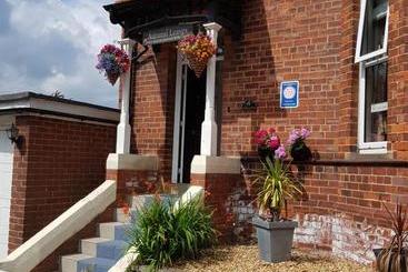 펜션 Autumn Leaves Guest House