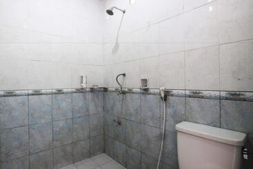 펜션 Warapsari Inn