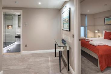 The Lawrance Luxury Aparthotel   York
