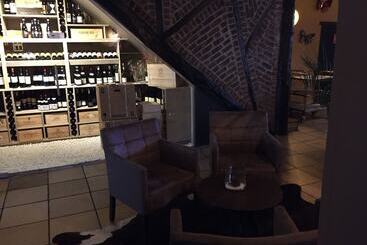 הוסטל Au Comte De Mercy