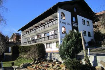 호스텔 Berghäusl