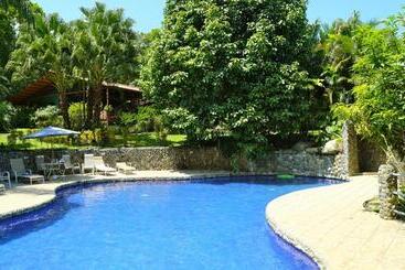 ユースホステル Blue Banyan Inn