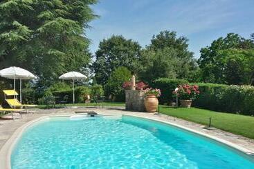 호텔 Agriturismo Podere La Fornace