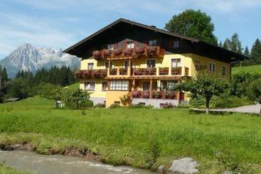 پانسیون Haus Kathrin