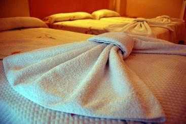 פנסיון Hostal Stop