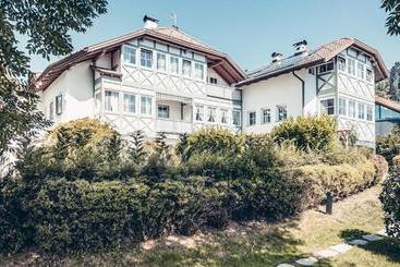 Villa Gloria