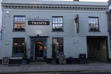 فندق صغير Trents By Greene King Inns