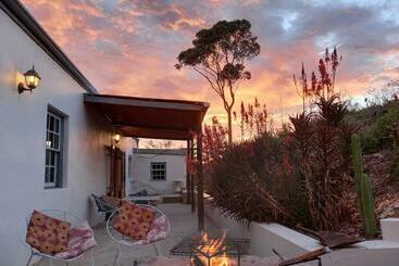 فندق Wolverfontein Karoo Cottages