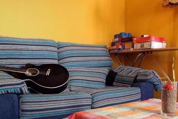 پانسیون Duermevela Hostel