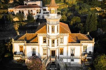 پانسیون Palacete Villa Idalina
