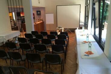 ペンション Penzión Modrý Dom