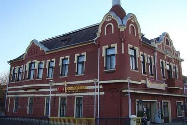 بنسيون Vila Corviniana