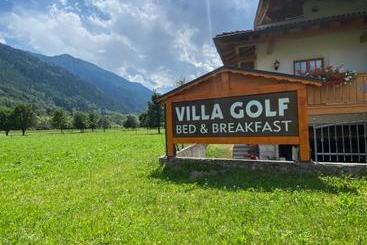 پانسیون Villa Golf