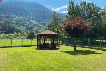 پانسیون Villa Golf