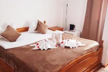 Pensiunea Red Rose Apartments