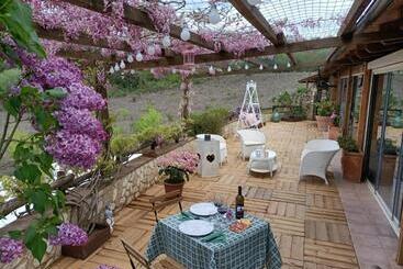 ホテル Agriturismo Scannano