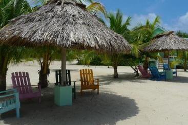 هاستل Village Inn