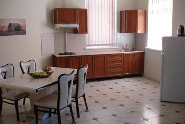 Chernivtsi Apartments