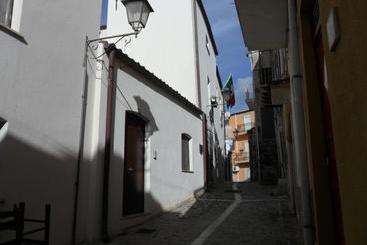 アパートホテル Kamikos