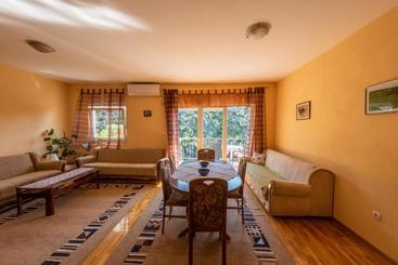 بنسيون Villa Bašić