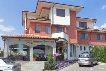 פנסיון Happy Ring Guest Rooms