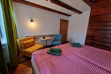 膳宿费 Gästehaus Geist