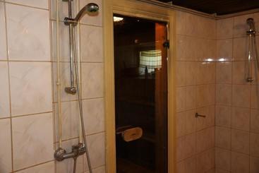 پانسیون Mihkli Guest House