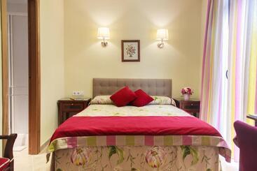 بنسيون Hostal Antigua Morellana