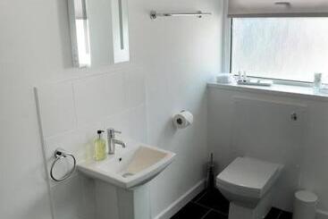 بنسيون Ty Helyg Guest House