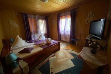 Pensiunea Alexandra & Diego